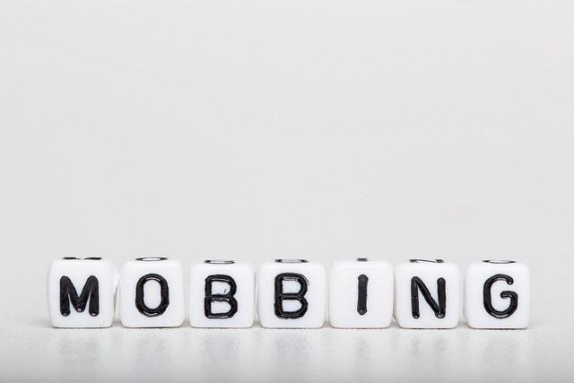 mobbing