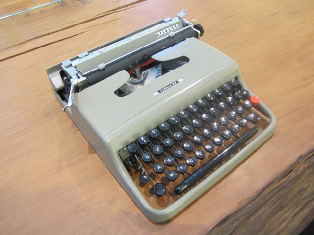 macchina da scrivere